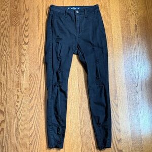 Hollister Stylish Black Distressed Women Jeans
